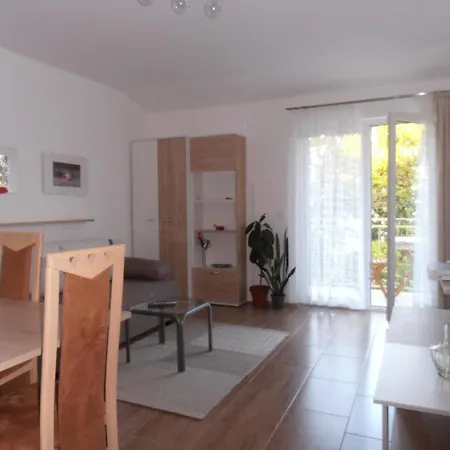 Apartment Fuer Vier Personen Opatija